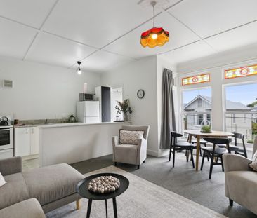 96A Pirie St, Mount Victoria - Photo 1