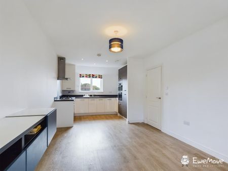 2 bedroom terraced house to rent - Photo 2