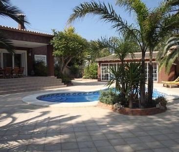 Super Villa Long Term Rental Central Alfaz Del Pi - Photo 1