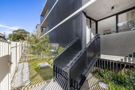 2/293 Alison Road, Coogee. - Photo 4