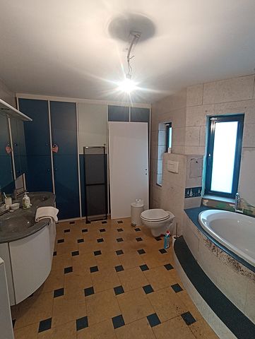 Kamer te huur met eigen badkamer (toilet, ligbad, lavabo) - Foto 5