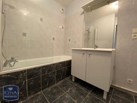 Location Appartement 3 pièces 62m² MACON 71000 - Photo 4