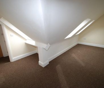 3 bedroom apartment to rent - Photo 3