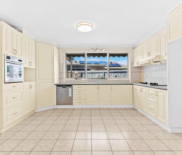 41 Tudawali Crescent, Wheelers Hill - Photo 3