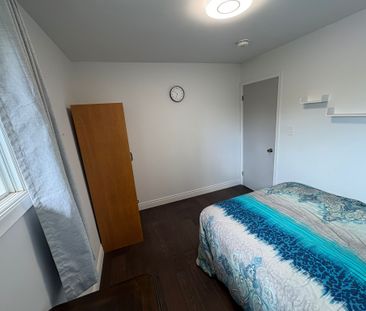 For Lease - 48 CAVALIER Place, Waterloo, Ontario - Photo 1