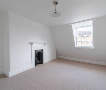 Portland Place - Photo 1