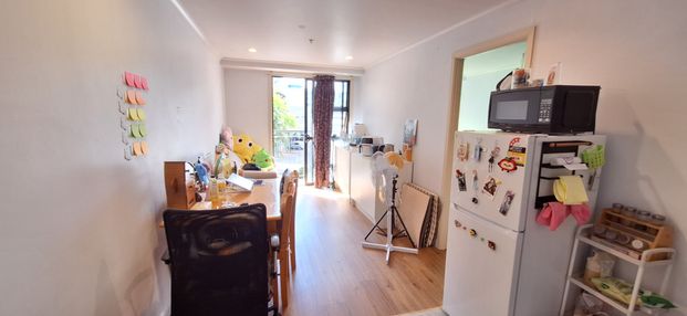 Apartment in Queen St - Photo 1