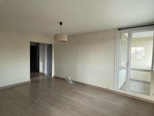 Location Appartement 4 pièces 73m² ST MICHEL SUR ORGE 91240 - Photo 1