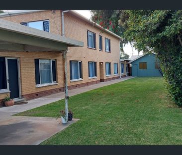 Ground Floor 2 Bedroom Unit - Photo 1