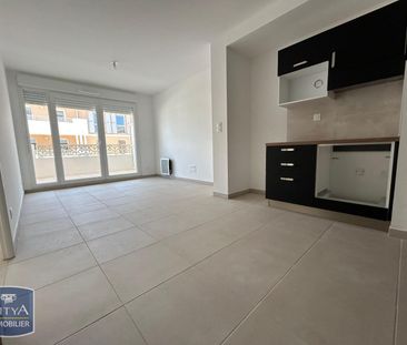Location Appartement 2 pièces 41m² CAVAILLON 84300 - Photo 2