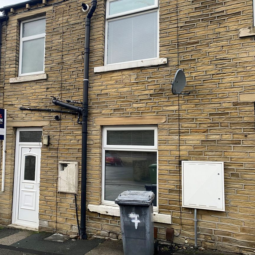 ONE BEDROOM HOUSE - Photo 1