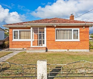 Brick Home Near The Centre Of Town - Photo 5