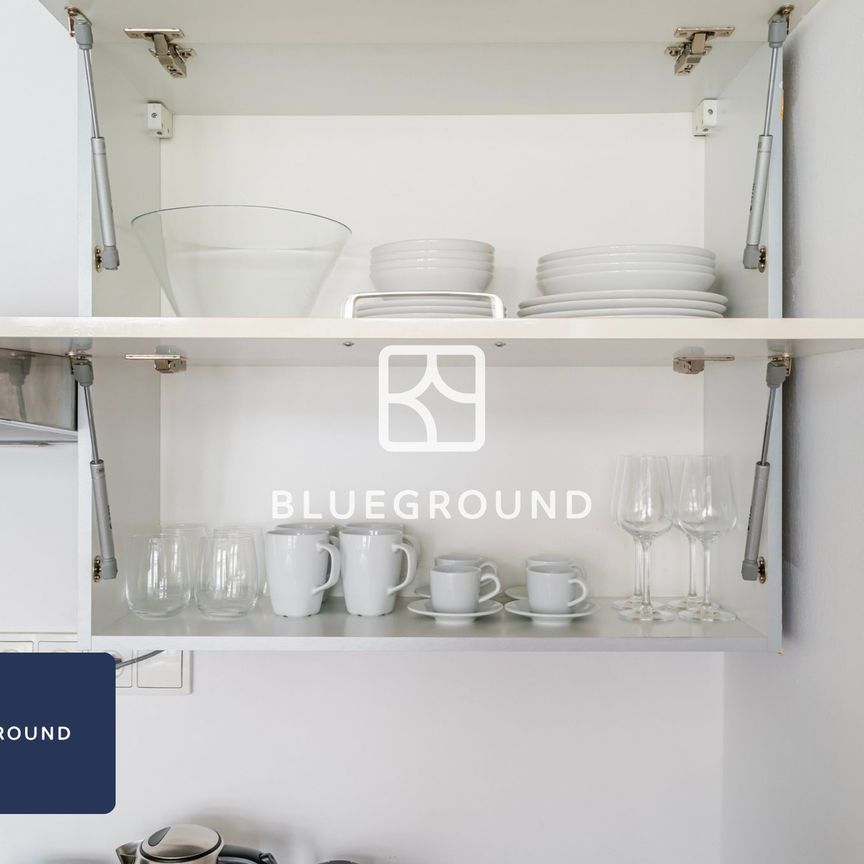 Apartment for rent, 1+KK - Studio, 28m - Photo 1