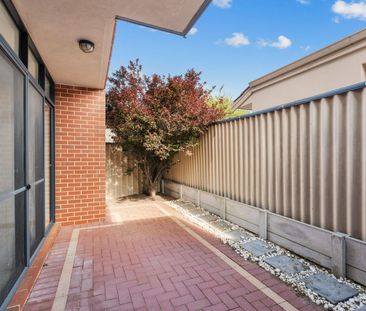 4/435 Charles Street, North Perth, WA 6006 - Photo 1