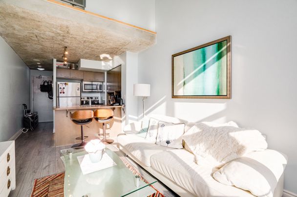 For Lease - 255 Richmond Street Unit# 824, Toronto, Ontario - Photo 1