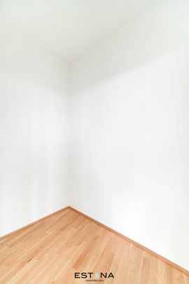 Lichtdurchflutete Dachgeschosswohnung mit beeindruckendem Panoramablick auf die Donauinsel - Photo 1