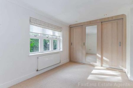 Watford Heath, Oxhey, WD19 - Photo 5