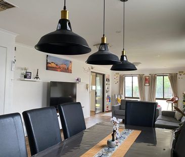 62 Plumpton Avenue, Glenroy, Vic 3046 - Photo 2