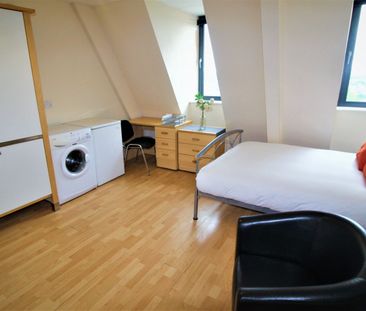 1 Bedroom Studio - Photo 1