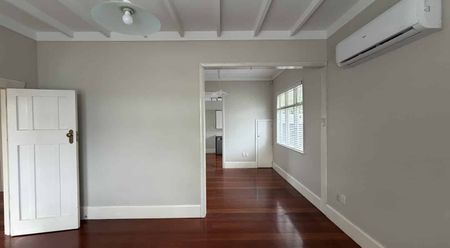 Magnificent on Margaret Street - Photo 4