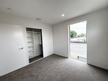 84 Cranford Street, St. Albans - Photo 3