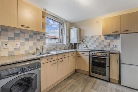2 bedroom flat to rent - Photo 3