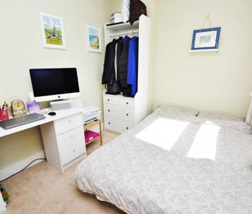 2 bedroom property to rent - Photo 2