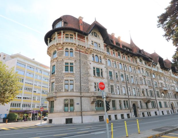 Appartement de 8 pièces dans le quartier des Tranchées - Photo 1