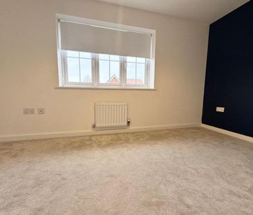 2 bedroom end of terrace house to rent - Photo 6