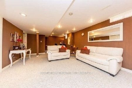 For Lease - 10 Moreau Trail, Toronto, Ontario - Photo 4