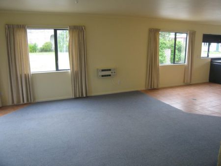 44 Stewart Crescent, Hokowhitu, Palmerston North - Photo 5