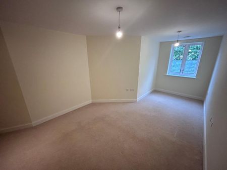 1 bedroom retirement property to rent - Photo 2