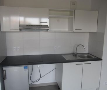 St Jean de Vedas - T1 Bis - 39,28 m² - Photo 2