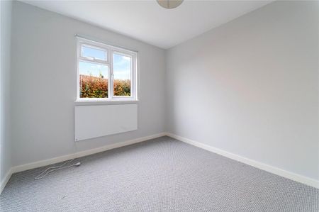 3 bedroom bungalow to rent - Photo 2