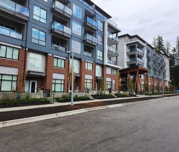 2 Storey Townhouse in South Surrey - Photo 3