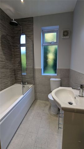 Strathmore Road, Newcastle Upon Tyne - Photo 5