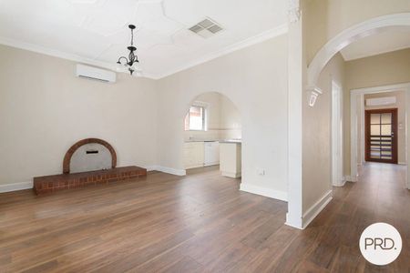 CENTRAL ALBURY LIVING! - Photo 3
