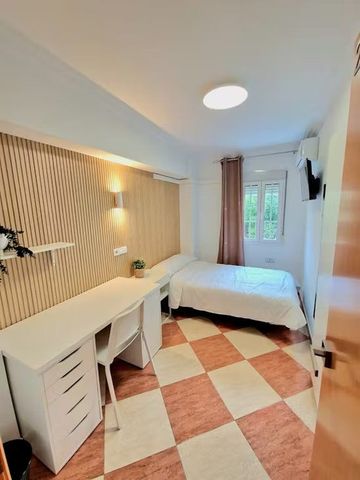 Avenida la Montería, Sevilla, Andalusia 41006 - Foto 2