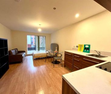 Studio to rent - Photo 5