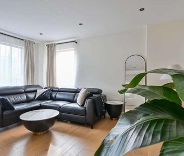 Maple Lodge, Watford, WD18 - Photo 4