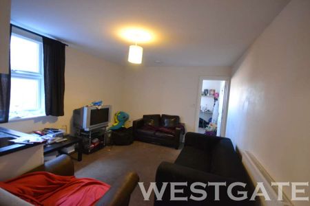 Price £5,075 pcm - Available 01/07/2026 - Furnished - Photo 2