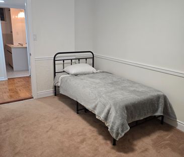 For Lease - 89 Lawnside Drive Unit# Basement, Toronto, Ontario - Photo 5