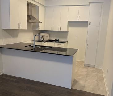 For Lease - 23 Kingshill Drive, Brampton, Ontario - Photo 4