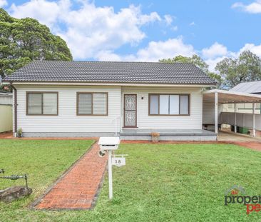 GREAT LOCATION - AVAILABLE NOW - Photo 4