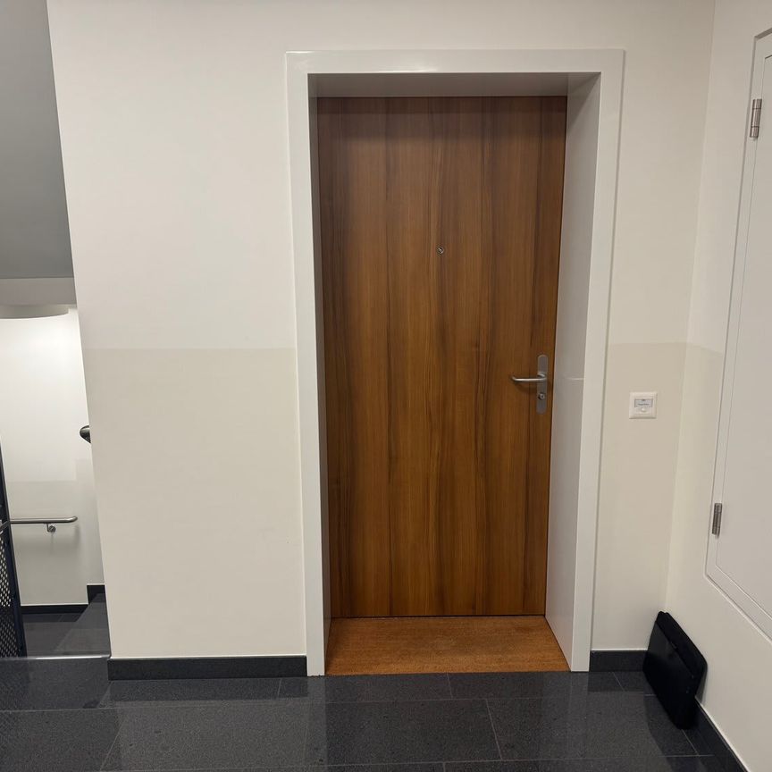 2.5 Zimmer, 77 m², 1. Stock - Foto 1