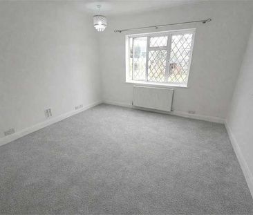 Ormonde Gardens, Leigh On Sea, Leigh On Sea, SS9 - Photo 5