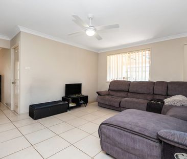 Quality Family Living in Aberglasslyn - Photo 2