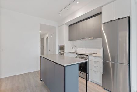 For Lease - 30 Upper Mall Way Unit# A-1910, Vaughan, Ontario - Photo 3