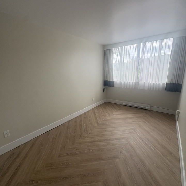 2170 Av Lincoln apartment — Montréal, QC (2-Bedroom) - 2 Bedroom - Photo 1