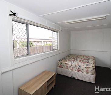 Charming 3-Bedroom Home in Prime Millbank Location - Photo 3